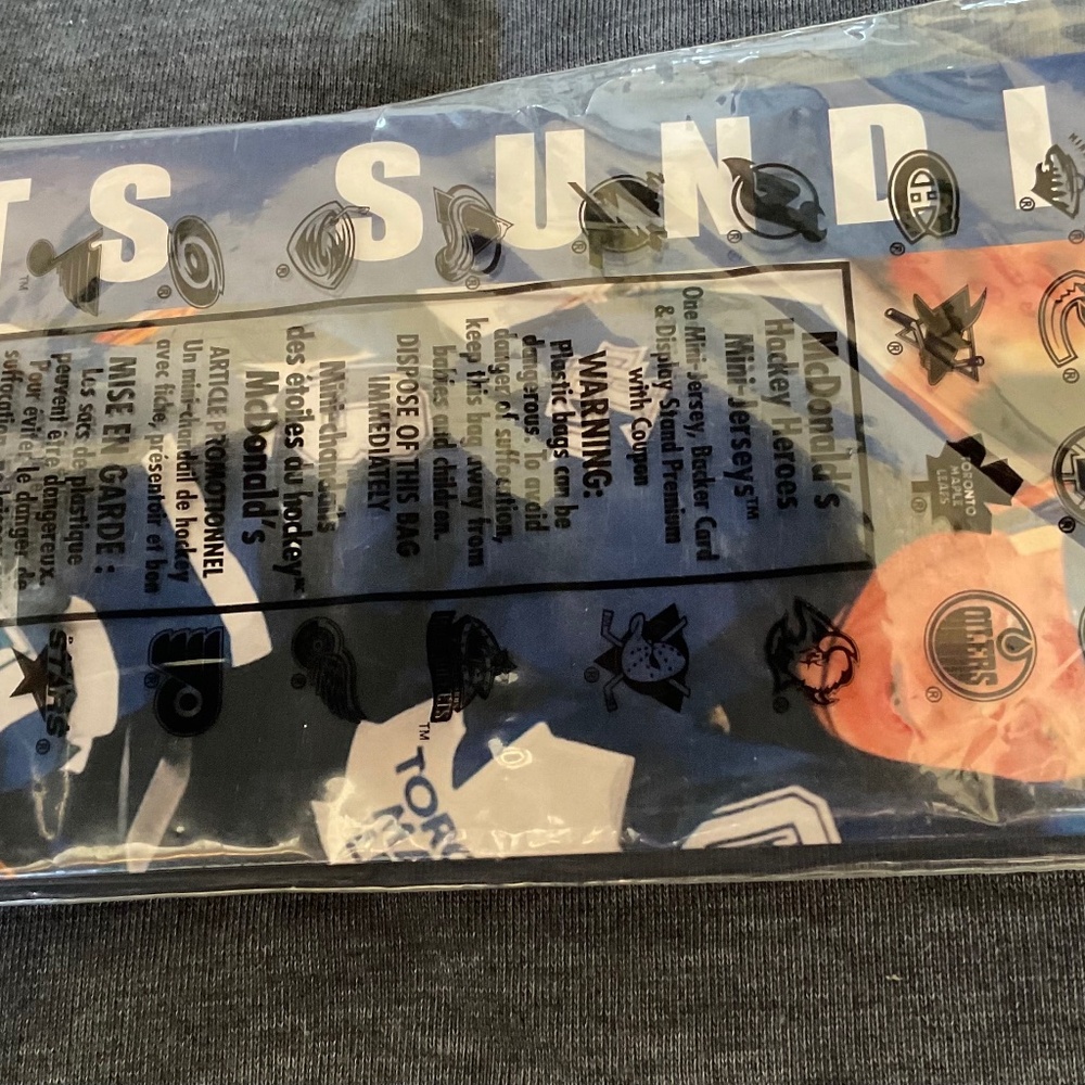 McDonald’s 2003  mini hockey jerseys   MATT SUNDIN  NEW SEALED